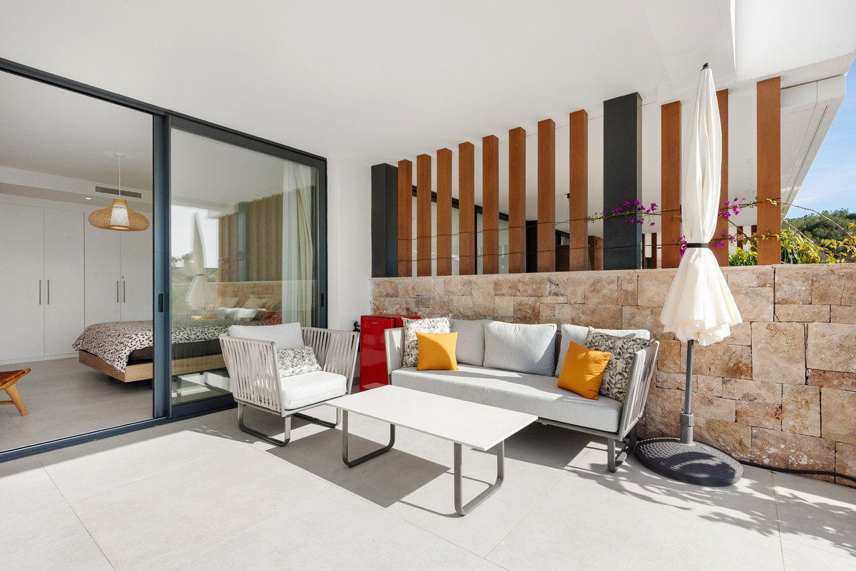 Se vende Apartamento Planta Baja de 3 dormitorios en Costa Del Sol, Málaga, España