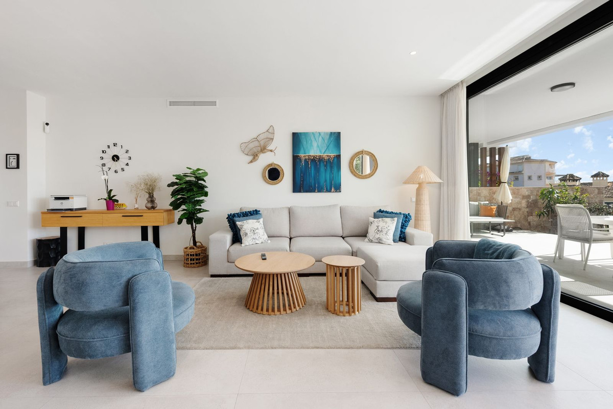 Se vende Apartamento Planta Baja de 3 dormitorios en Costa Del Sol, Málaga, España