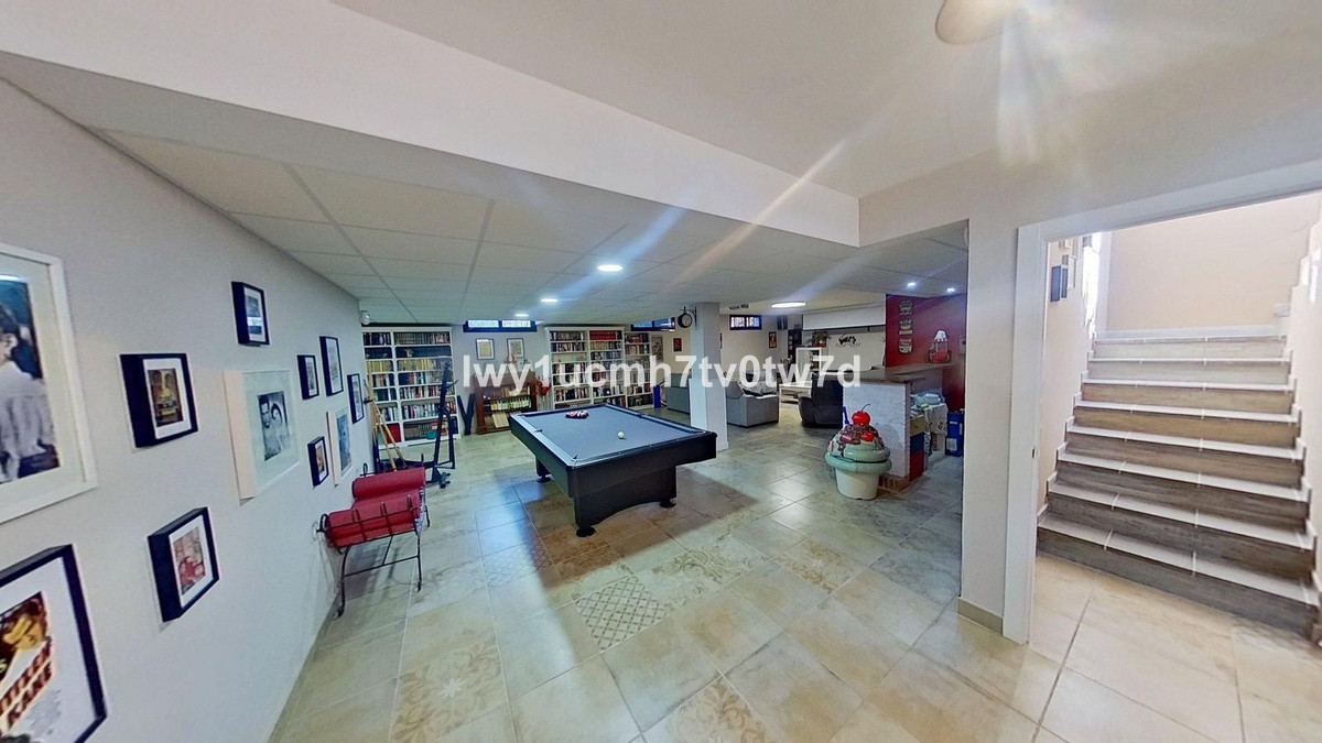 5 Bed Townhouse for sale in Alhaurín De La Torre Costa Del Sol, Málaga, Spain