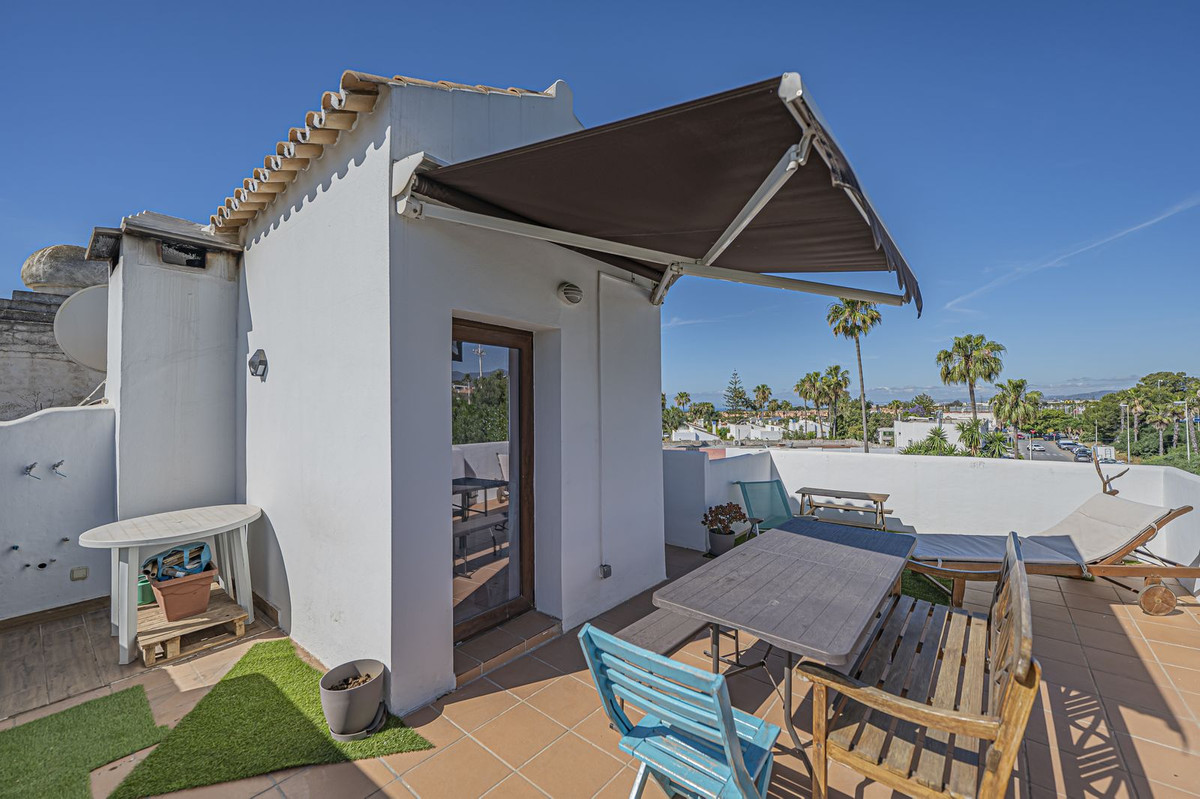 Se vende Adosada de 2 dormitorios en Costa Del Sol, Málaga, España