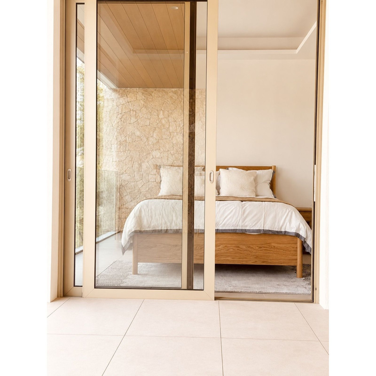 3 Bed Apartment for sale in The Golden Mile Costa Del Sol, Málaga, Spain