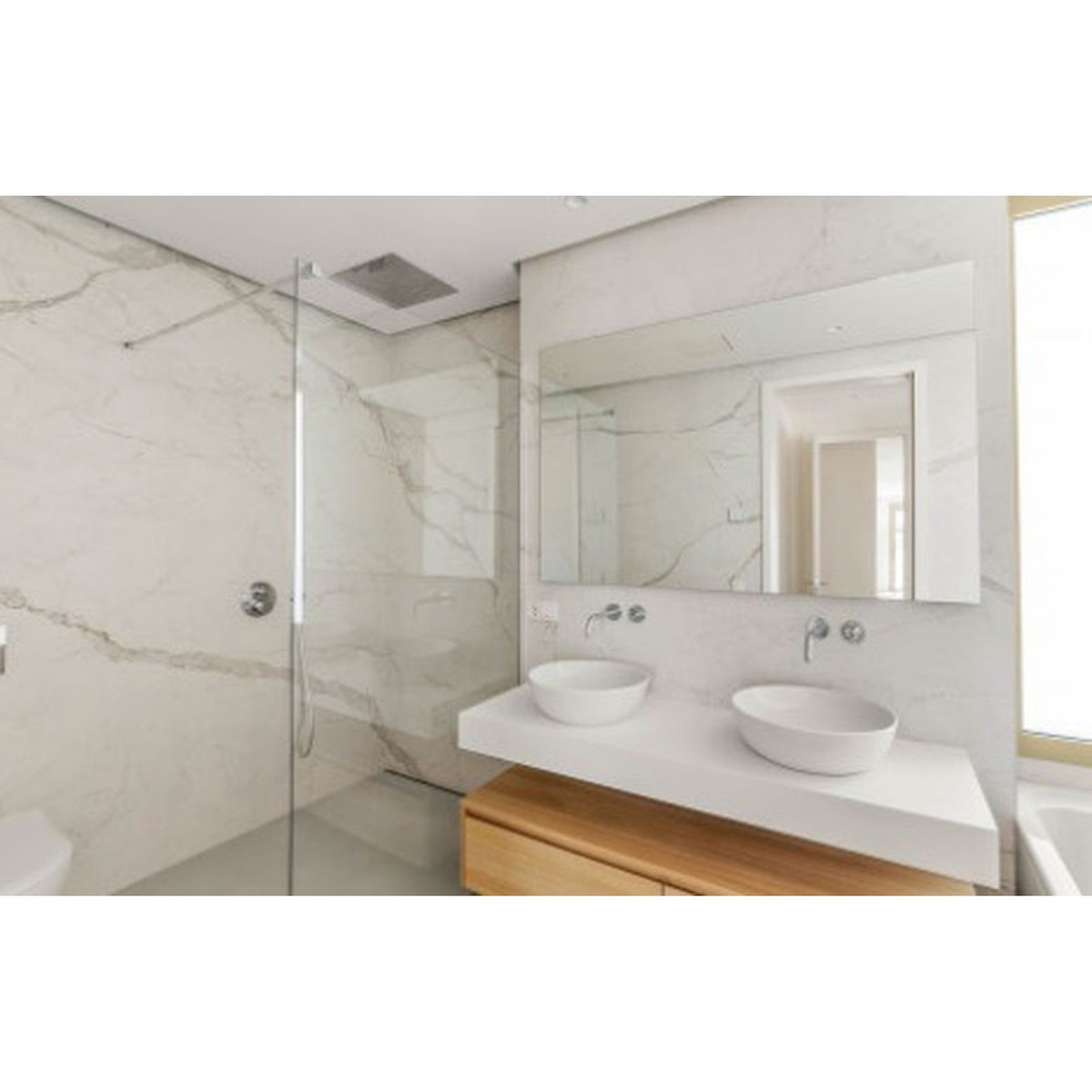 3 Bed Apartment for sale in The Golden Mile Costa Del Sol, Málaga, Spain