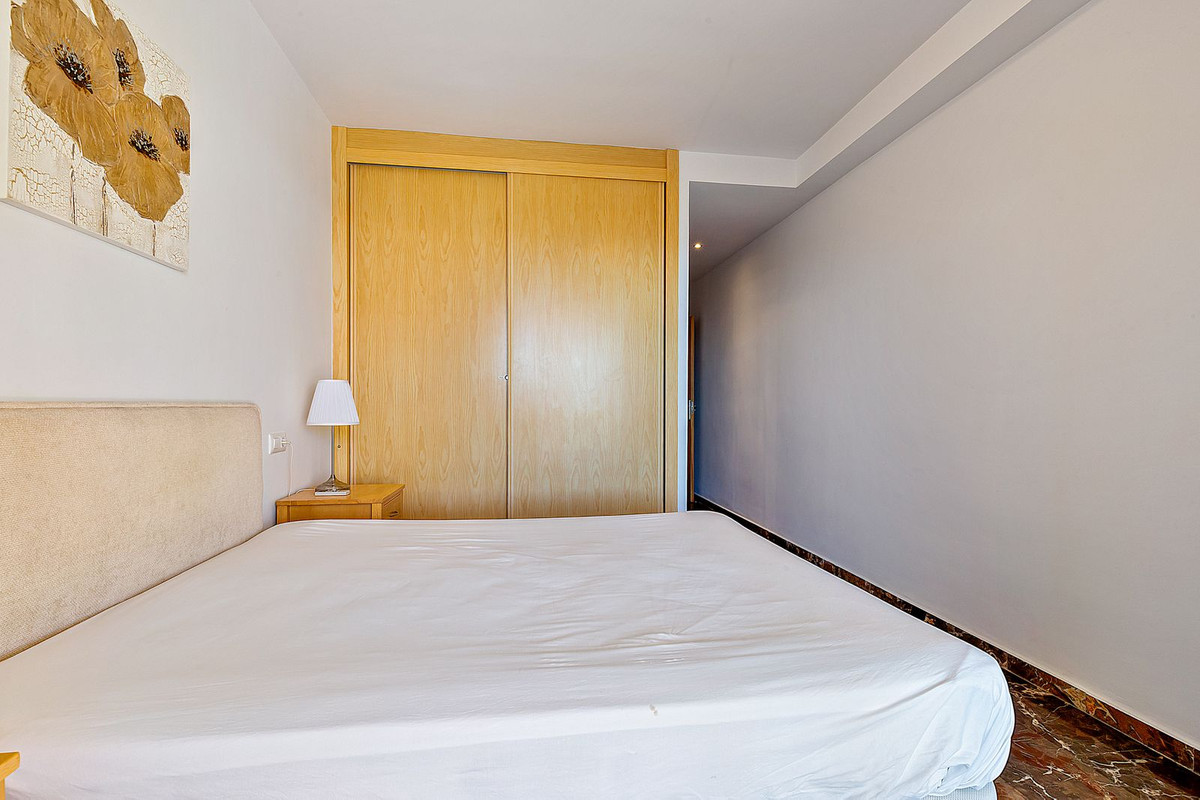 2 Bed Apartment for sale in Fuengirola Costa Del Sol, Málaga, Spain