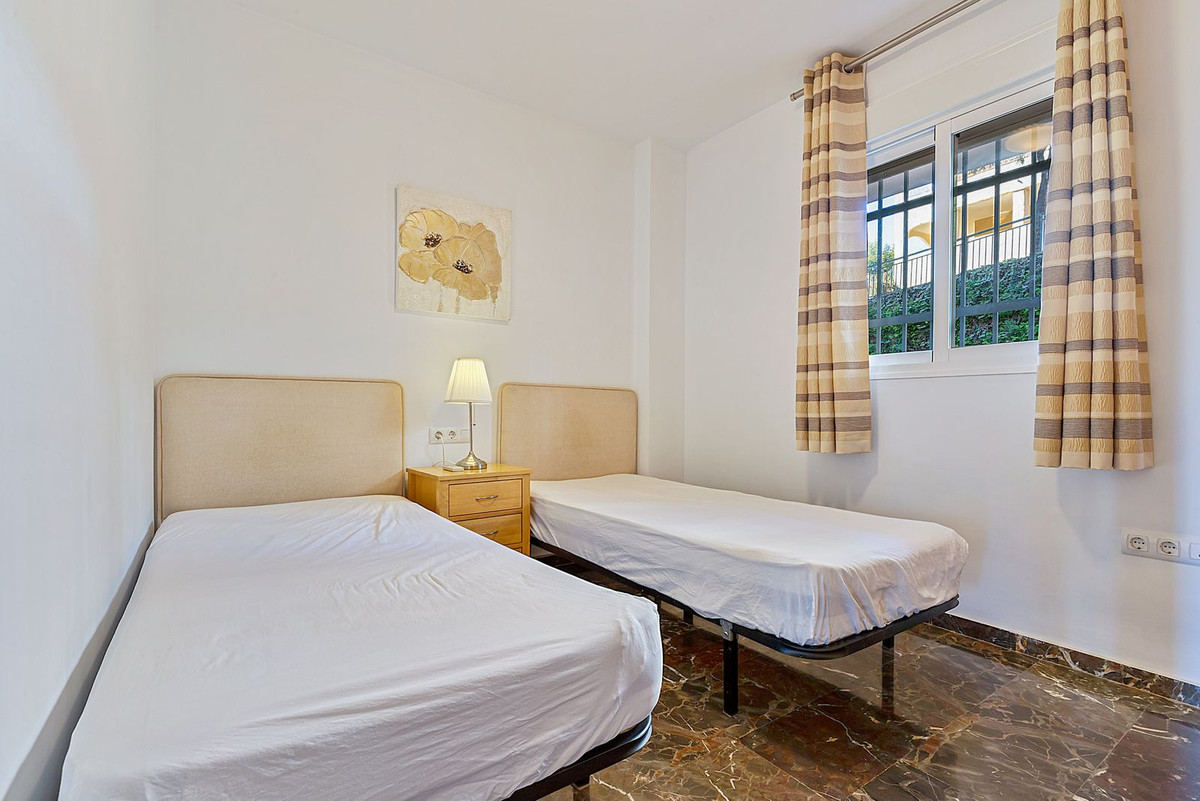 2 Bed Apartment for sale in Fuengirola Costa Del Sol, Málaga, Spain