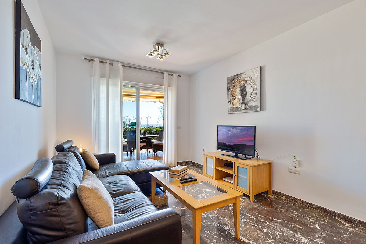 2 Bed Apartment for sale in Fuengirola Costa Del Sol, Málaga, Spain
