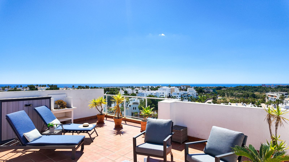 Se vende Ático de 2 dormitorios en Costa Blanca, Alicante, España