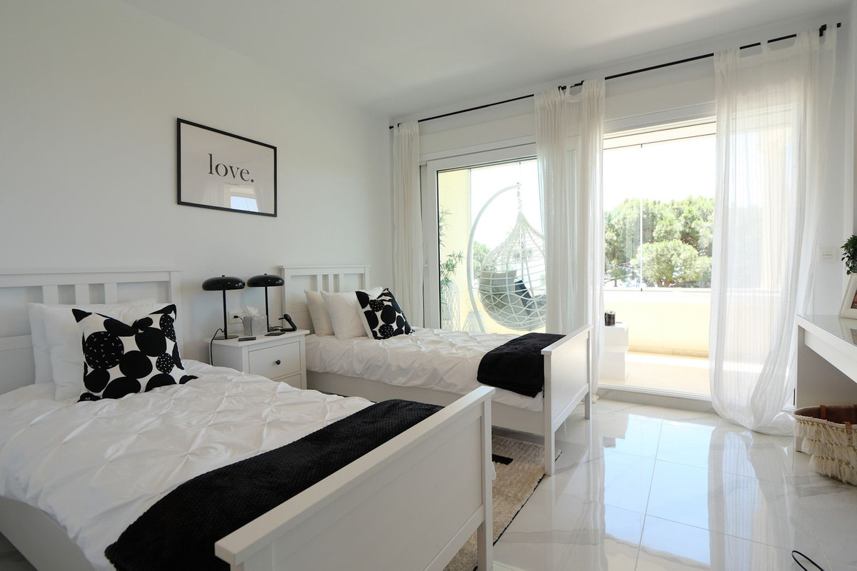 3 Bed Apartment for sale in Cabopino Costa Del Sol, Málaga, Spain