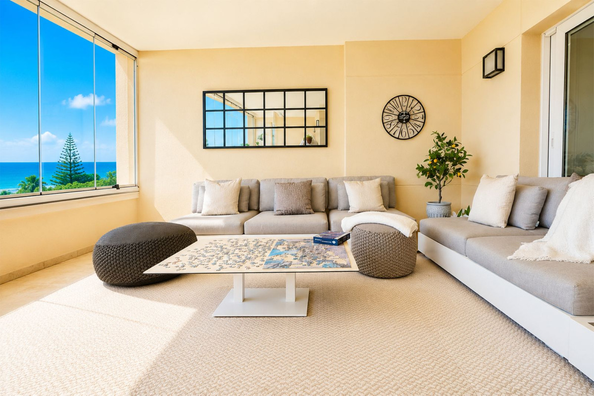 3 Bed Apartment for sale in Cabopino Costa Del Sol, Málaga, Spain