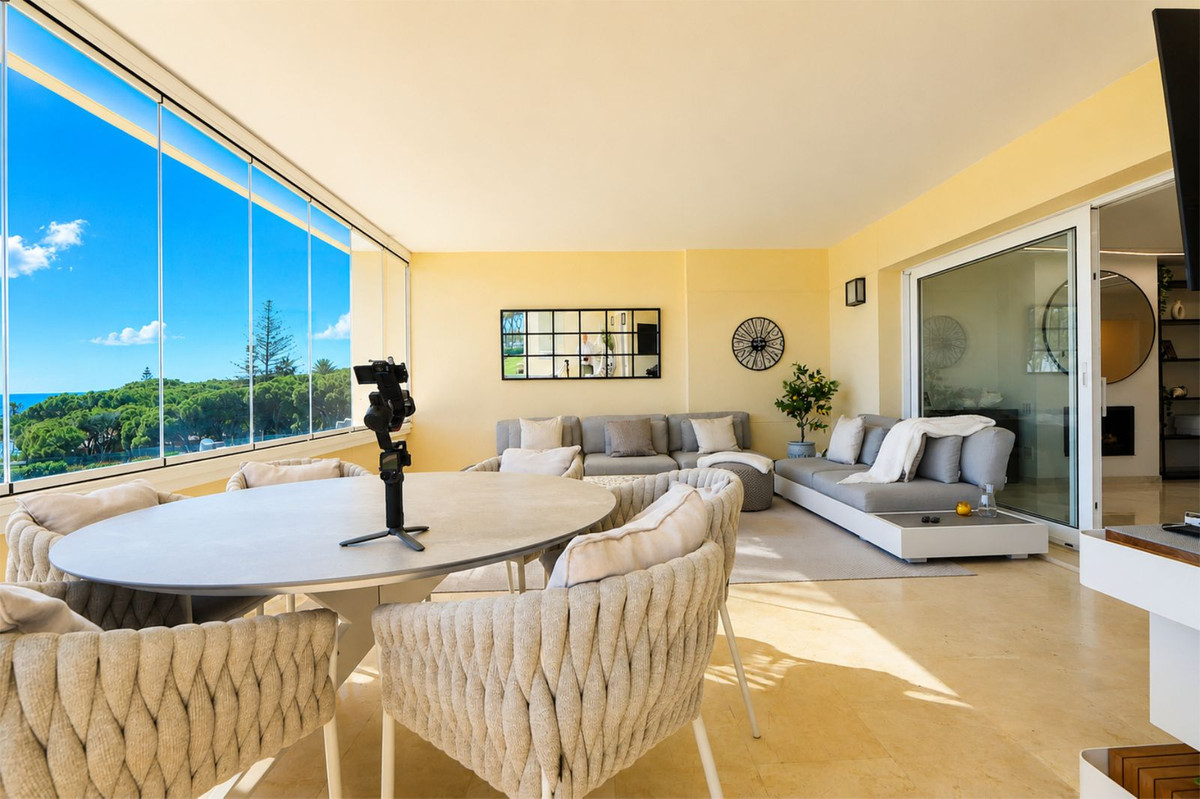3 Bed Apartment for sale in Cabopino Costa Del Sol, Málaga, Spain