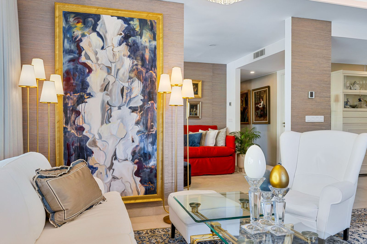 3 Bed Apartment for sale in Fuengirola Costa Del Sol, Málaga, Spain