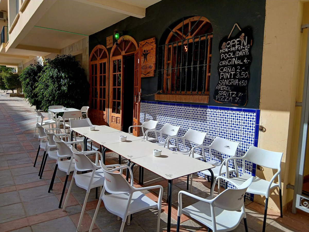Commercial unit for sale in Fuengirola Costa Del Sol, Málaga, Spain