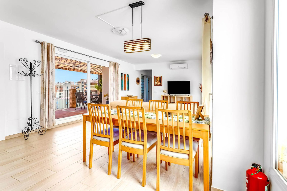 12 Bed Commercial unit for sale in Torreblanca Costa Del Sol, Málaga, Spain