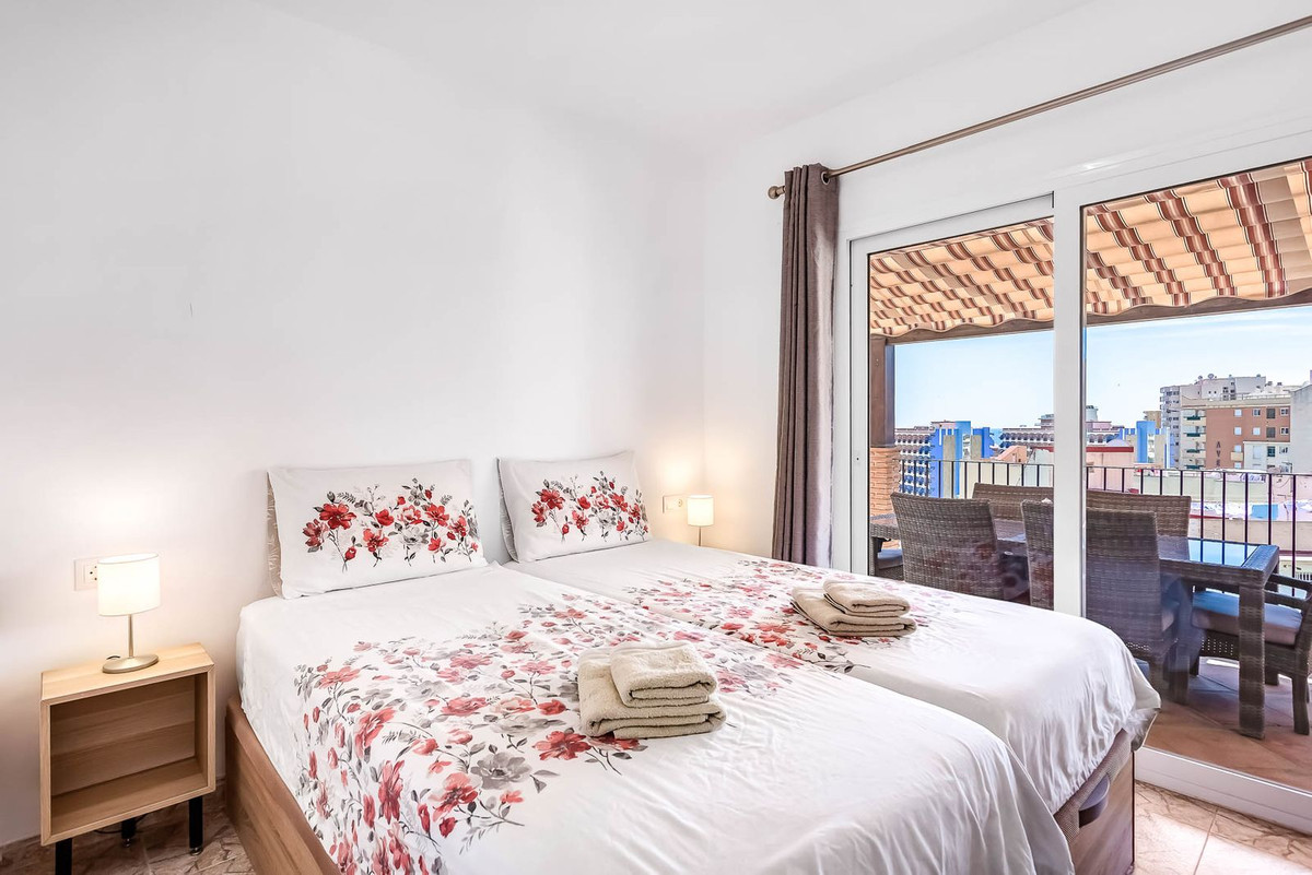 12 Bed Commercial unit for sale in Torreblanca Costa Del Sol, Málaga, Spain