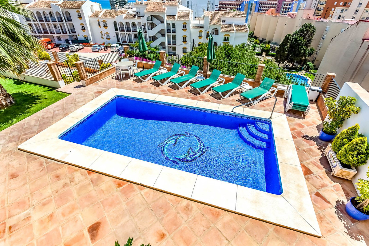 12 Bed Commercial unit for sale in Torreblanca Costa Del Sol, Málaga, Spain