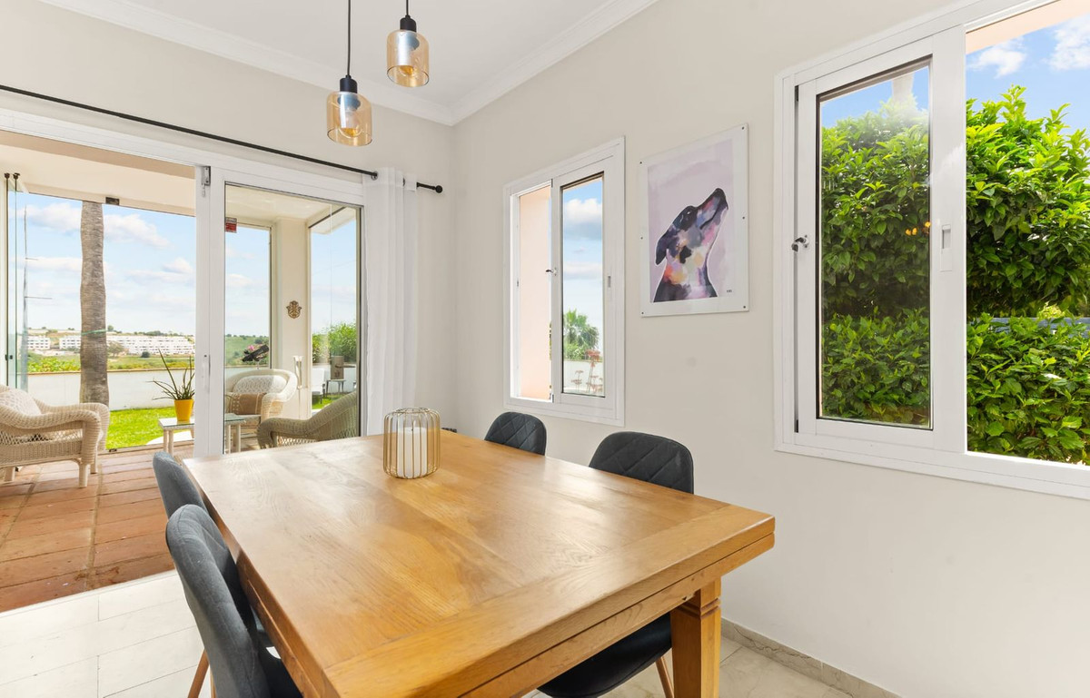 Se vende Villa - Chalet de 3 dormitorios en Costa Del Sol, Málaga, España