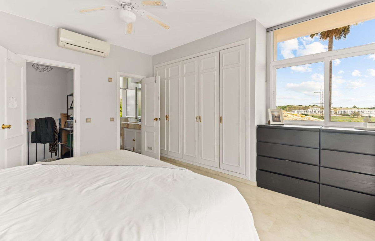 Se vende Villa - Chalet de 3 dormitorios en Costa Del Sol, Málaga, España