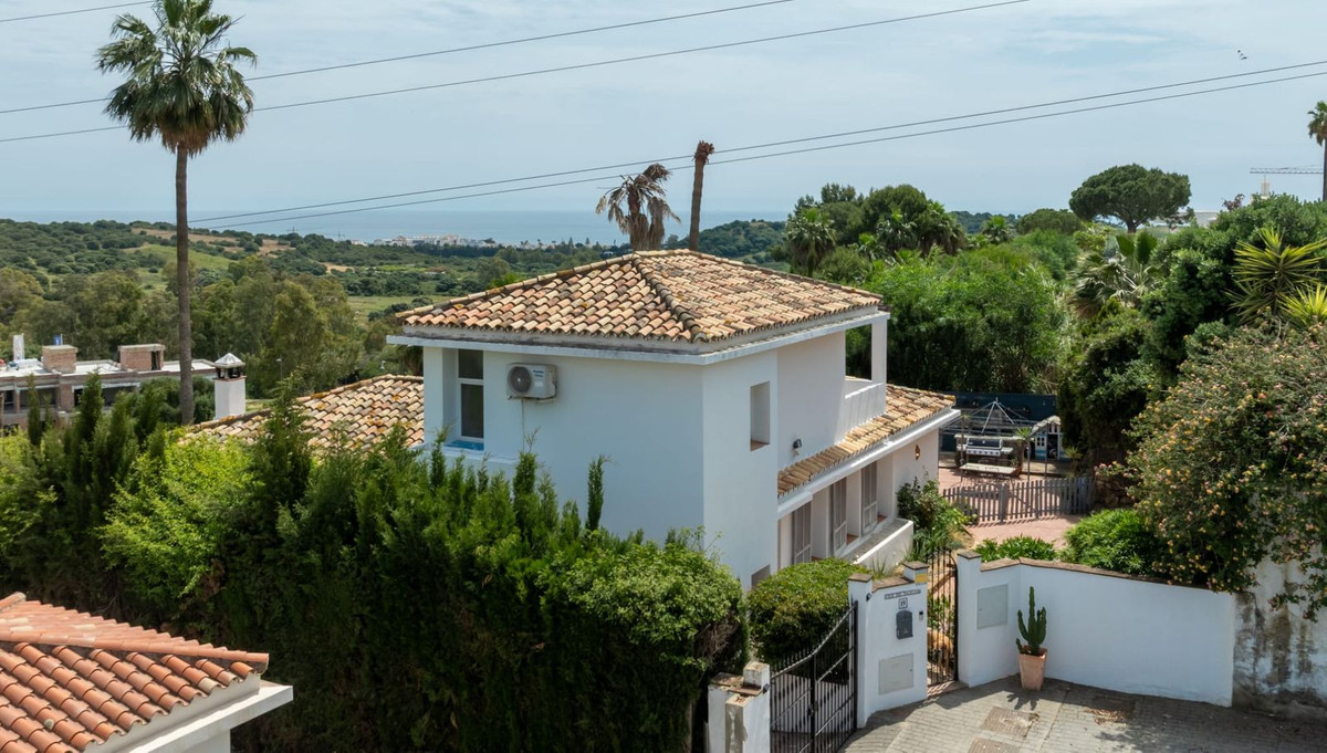 Se vende Villa - Chalet de 3 dormitorios en Costa Del Sol, Málaga, España