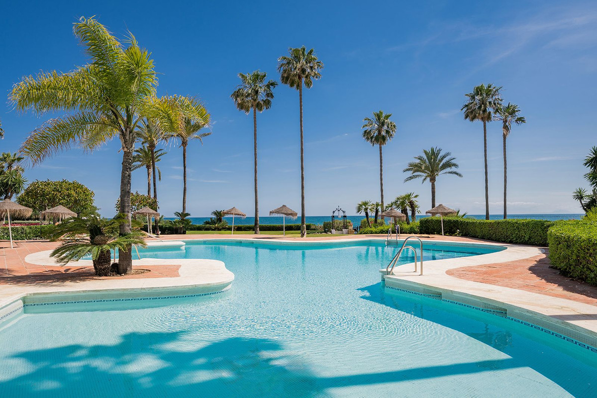 Se vende Apartamento Planta Baja de 3 dormitorios en Costa Del Sol, Málaga, España
