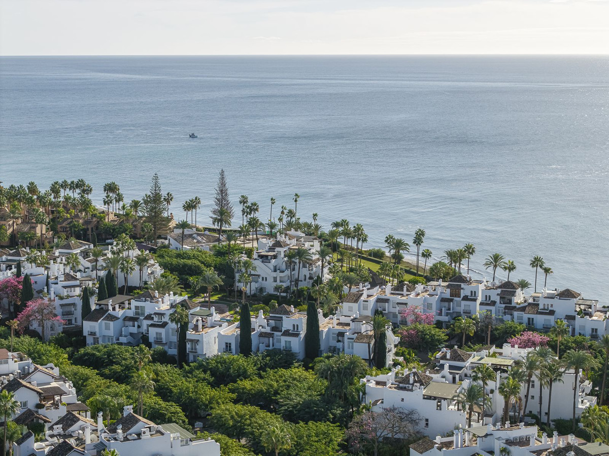 Se vende Apartamento Planta Baja de 3 dormitorios en Costa Del Sol, Málaga, España