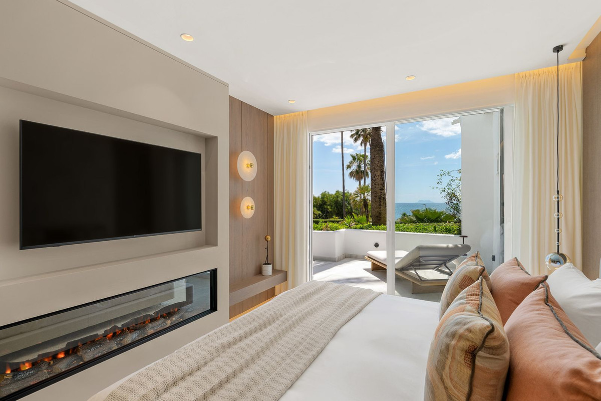 Se vende Apartamento Planta Baja de 3 dormitorios en Costa Del Sol, Málaga, España