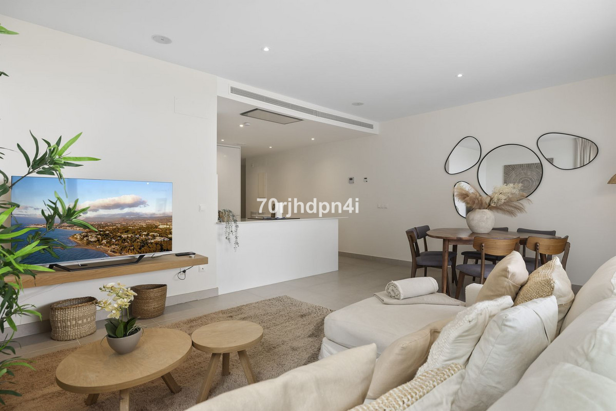 3 Bed Apartment for sale in Estepona Costa Del Sol, Málaga, Spain