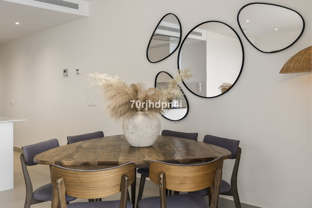 3 Bed Apartment for sale in Estepona Costa Del Sol, Málaga, Spain