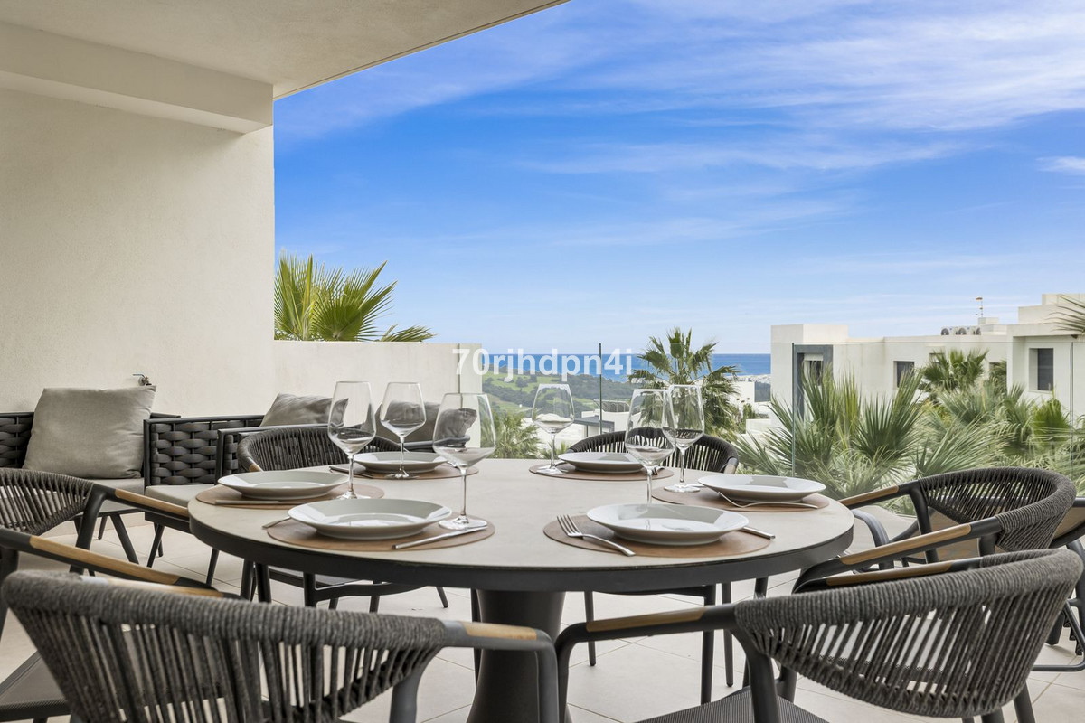 3 Bed Apartment for sale in Estepona Costa Del Sol, Málaga, Spain