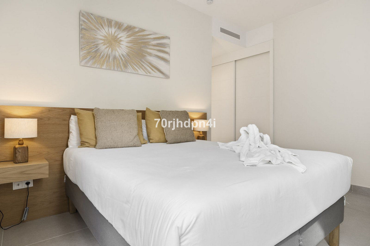 3 Bed Apartment for sale in Estepona Costa Del Sol, Málaga, Spain