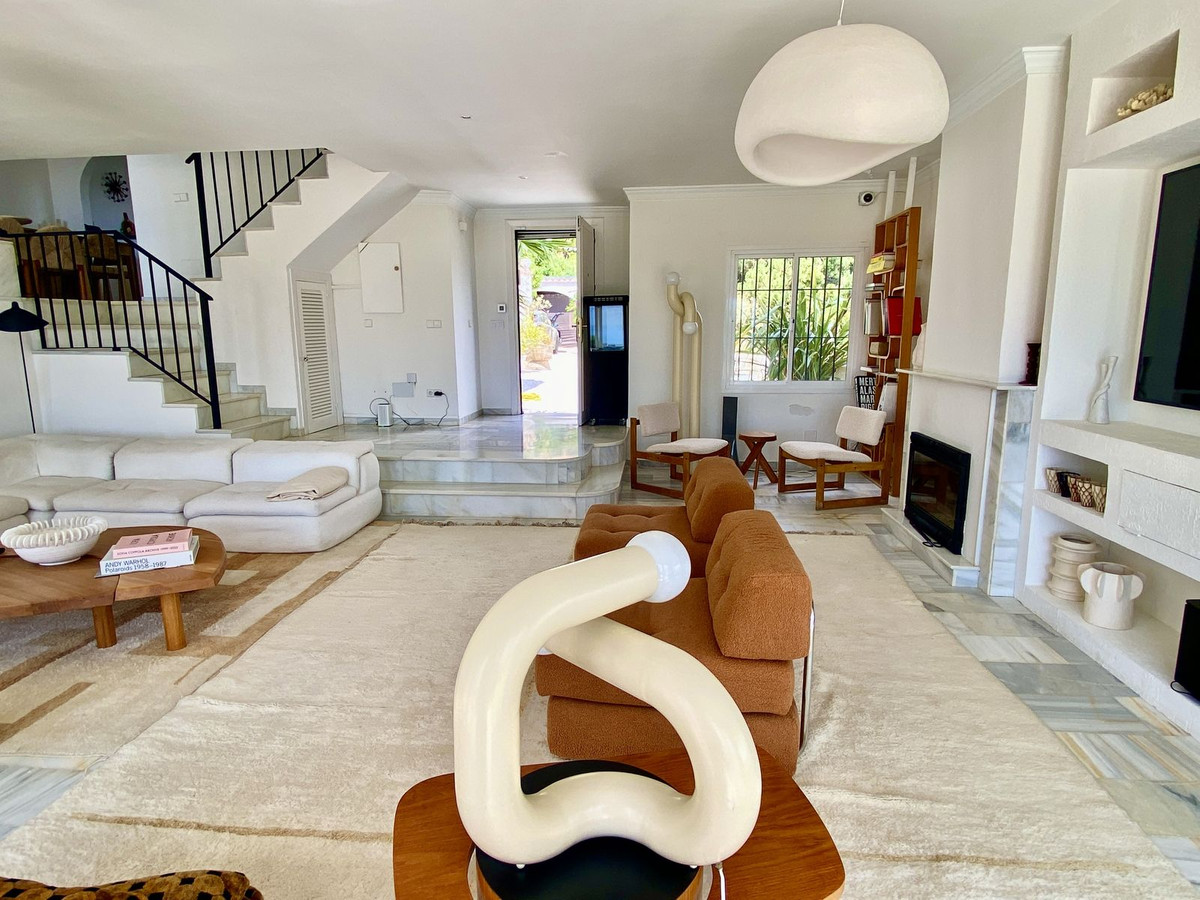 4 Bed Townhouse for sale in El Padron Costa Del Sol, Málaga, Spain