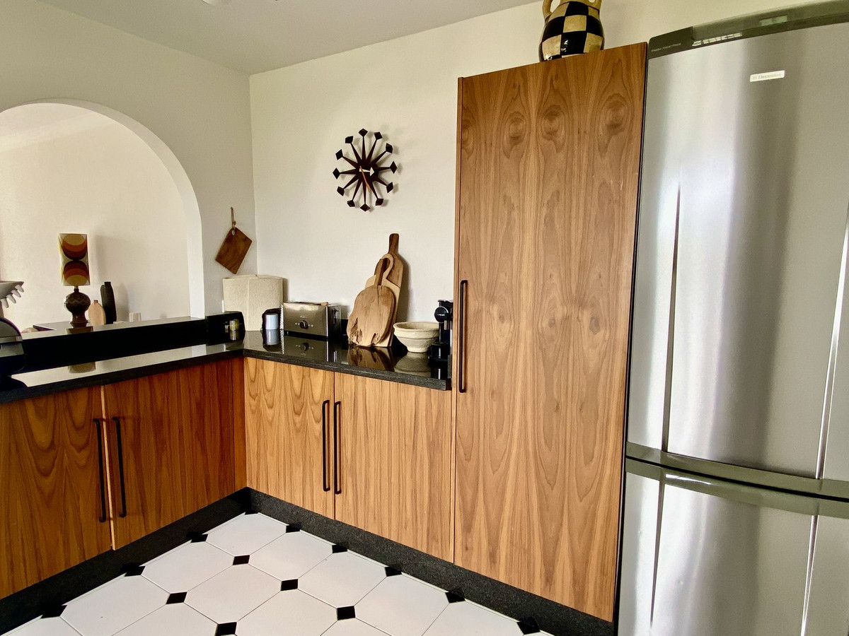 4 Bed Townhouse for sale in El Padron Costa Del Sol, Málaga, Spain