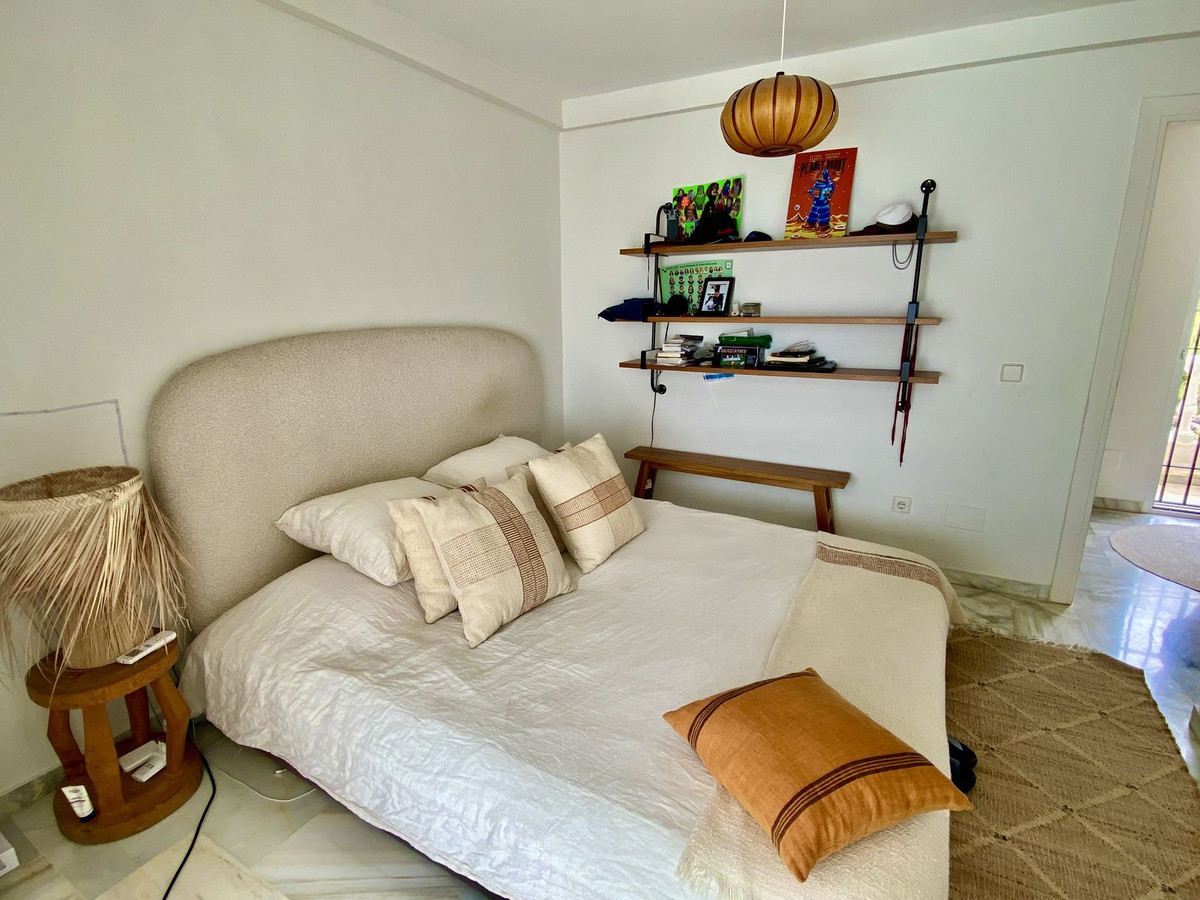 4 Bed Townhouse for sale in El Padron Costa Del Sol, Málaga, Spain