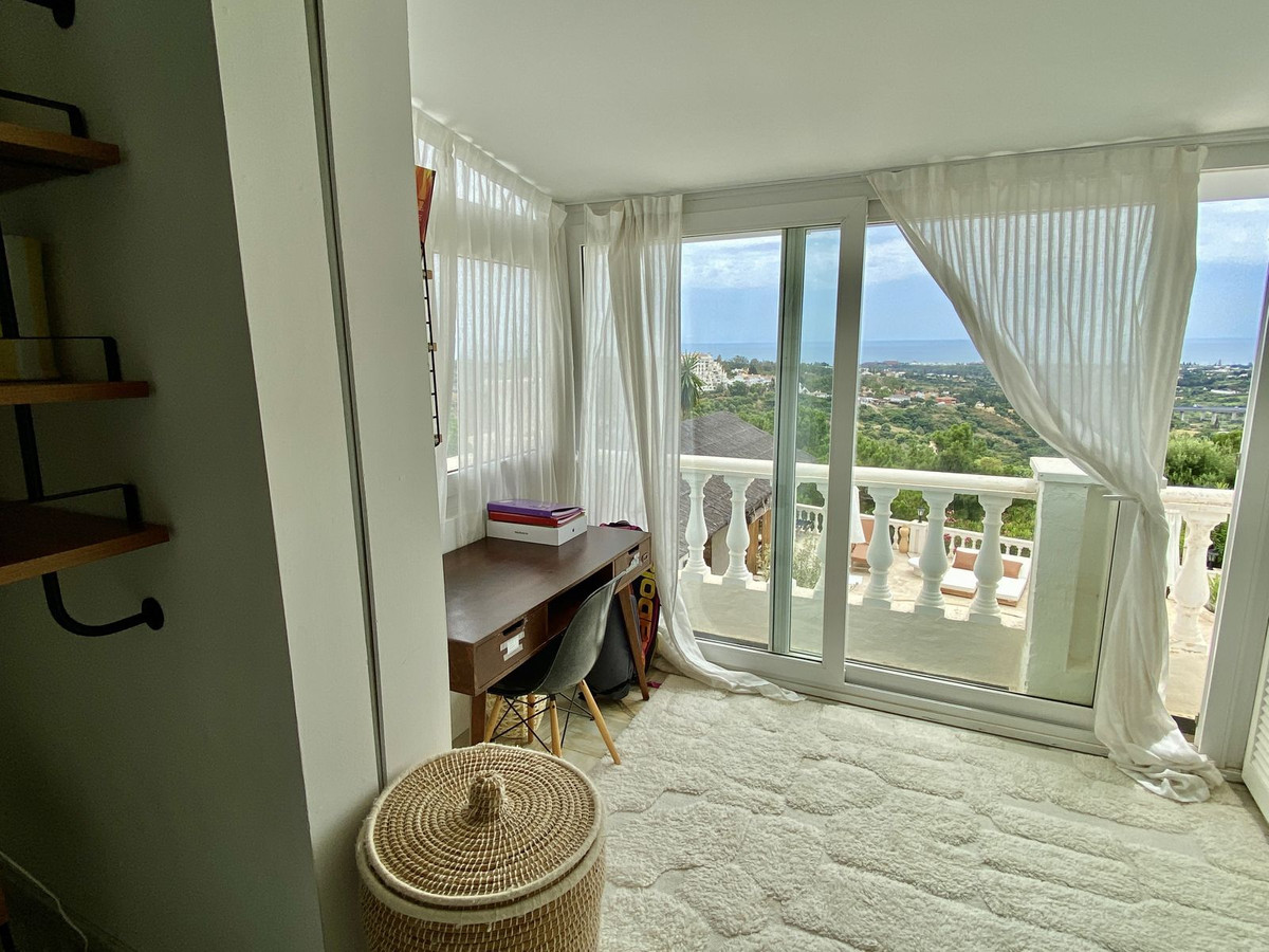 4 Bed Townhouse for sale in El Padron Costa Del Sol, Málaga, Spain
