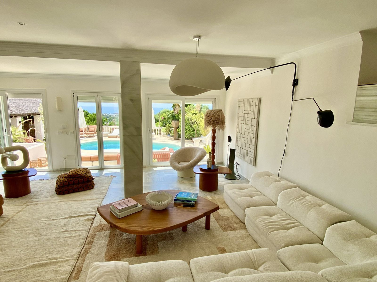 4 Bed Townhouse for sale in El Padron Costa Del Sol, Málaga, Spain