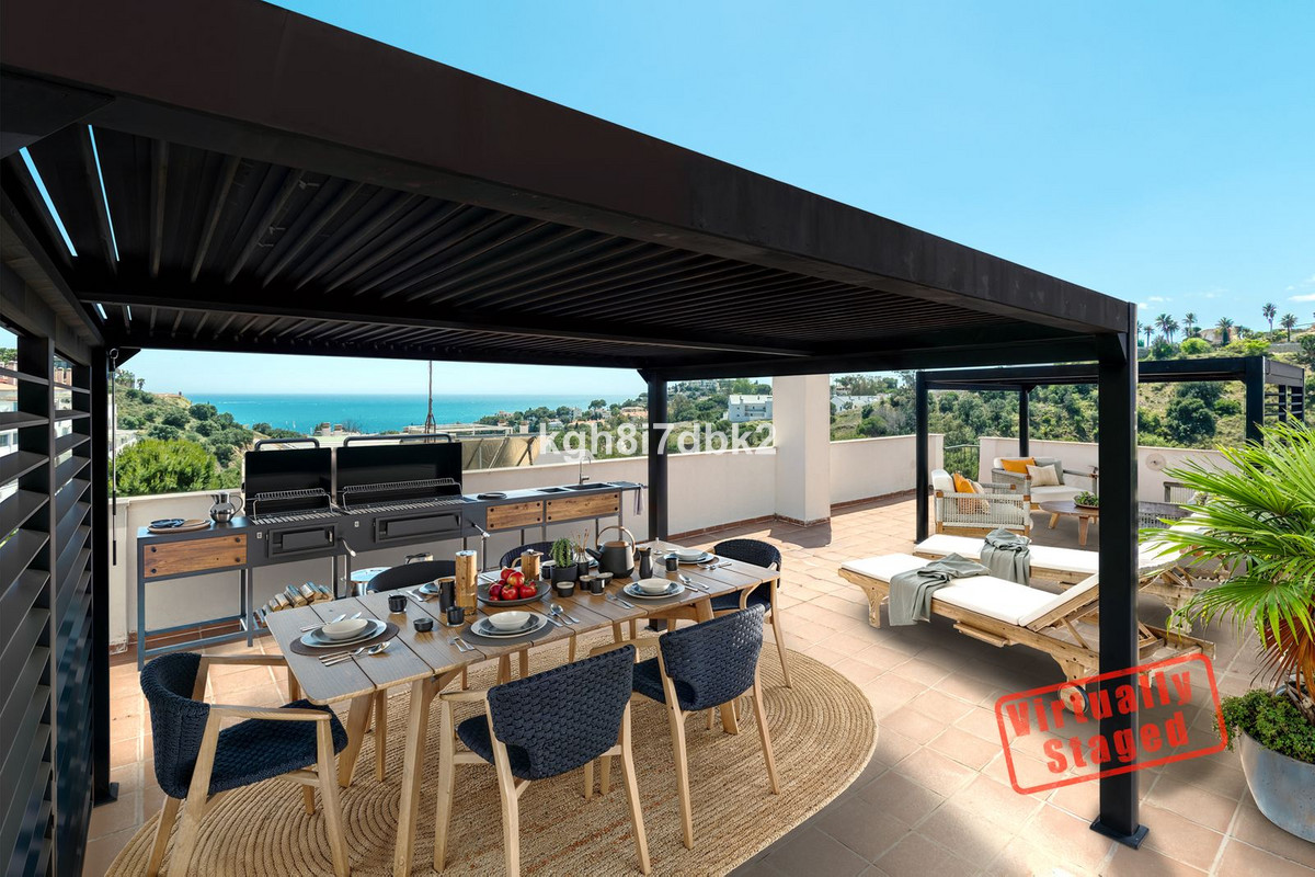 2 Bed Apartment for sale in Benalmadena Costa Costa Del Sol, Málaga, Spain