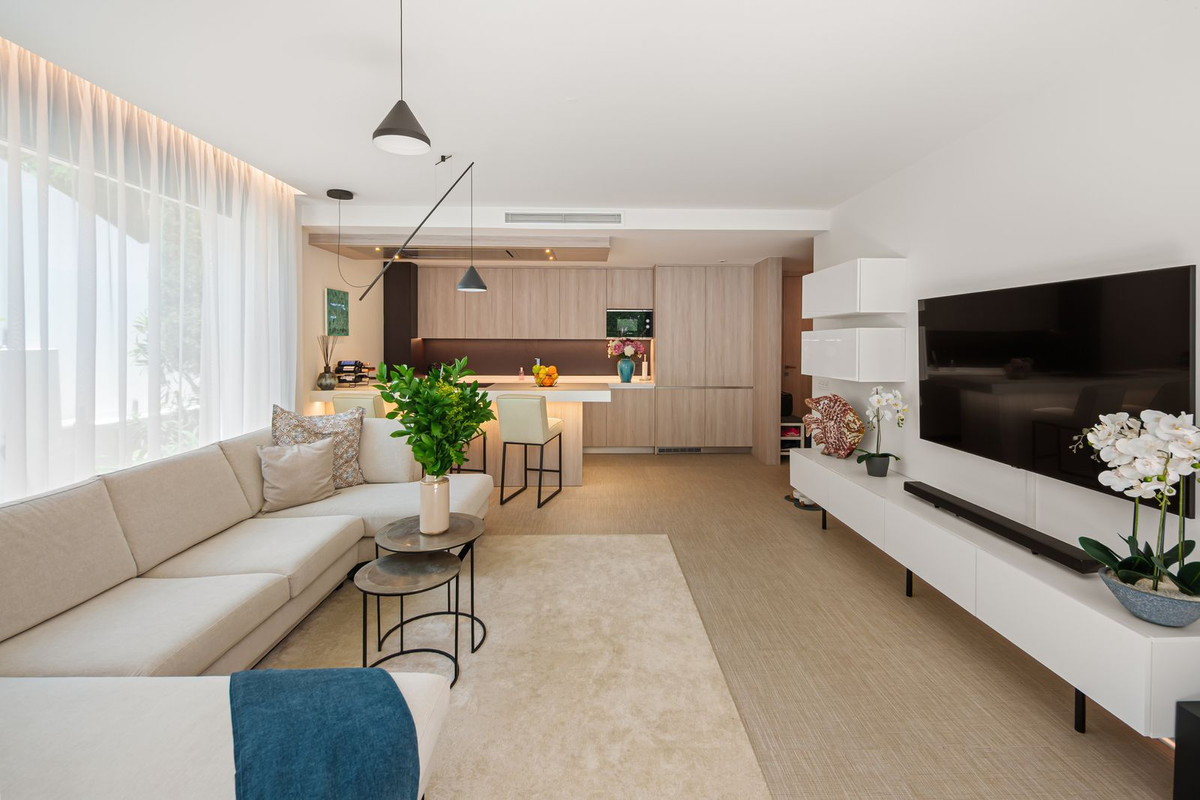 2 Bed Apartment for sale in Cabopino Costa Del Sol, Málaga, Spain