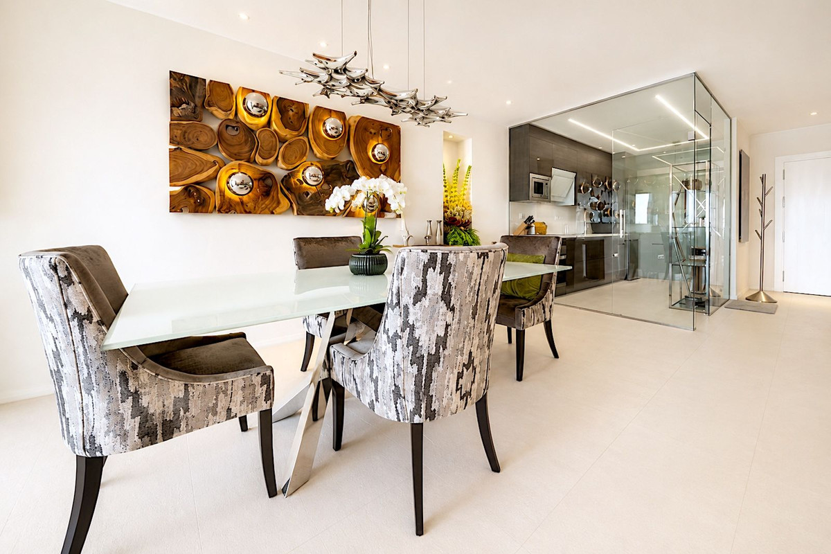 2 Bed Apartment for sale in New Golden Mile Costa Del Sol, Málaga, Spain