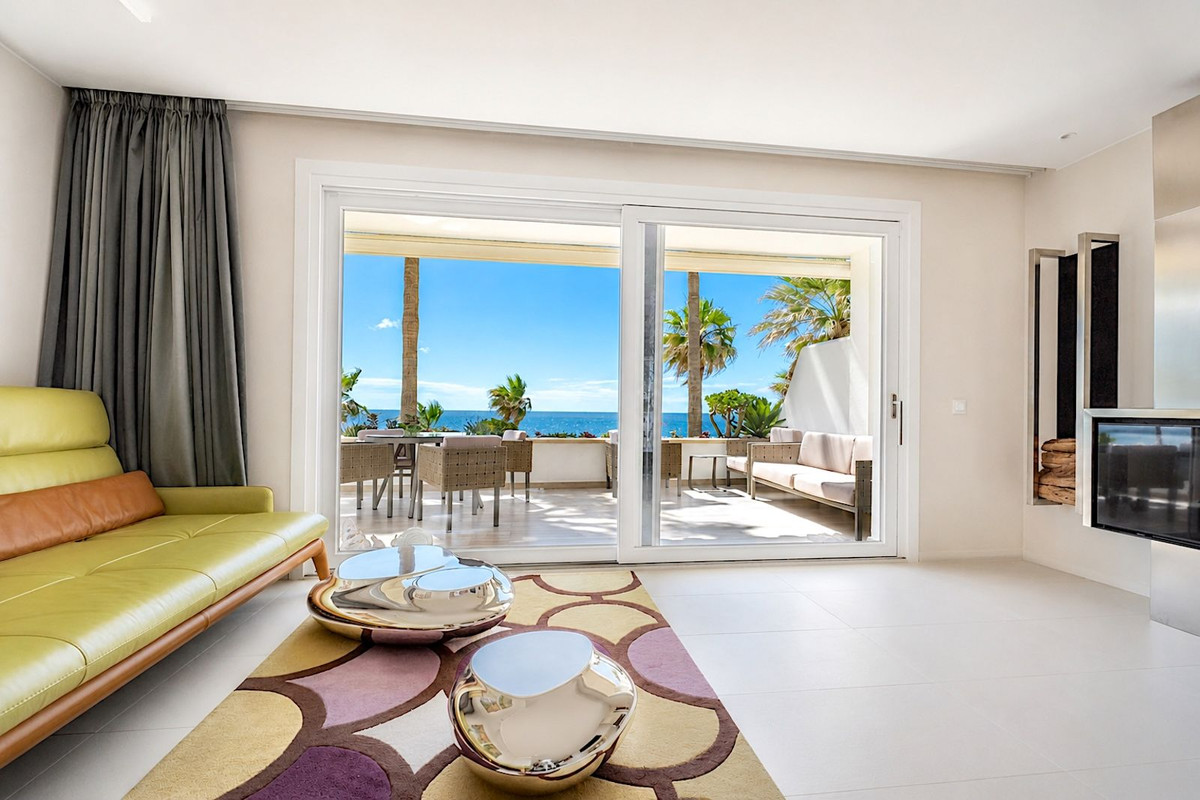 2 Bed Apartment for sale in New Golden Mile Costa Del Sol, Málaga, Spain
