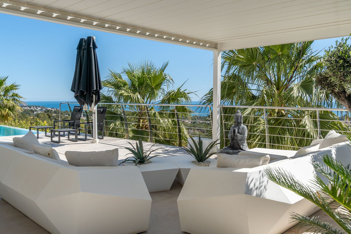 4 Bed Townhouse for sale in Calpe Costa Blanca, Alicante, Spain