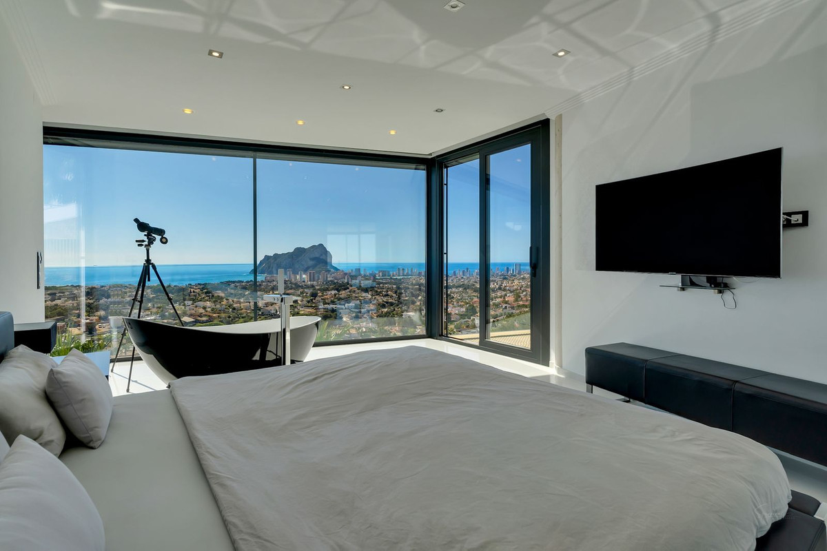 4 Bed Townhouse for sale in Calpe Costa Blanca, Alicante, Spain