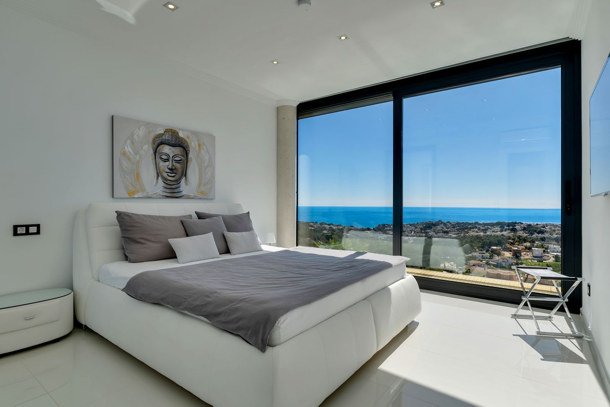 4 Bed Townhouse for sale in Calpe Costa Blanca, Alicante, Spain