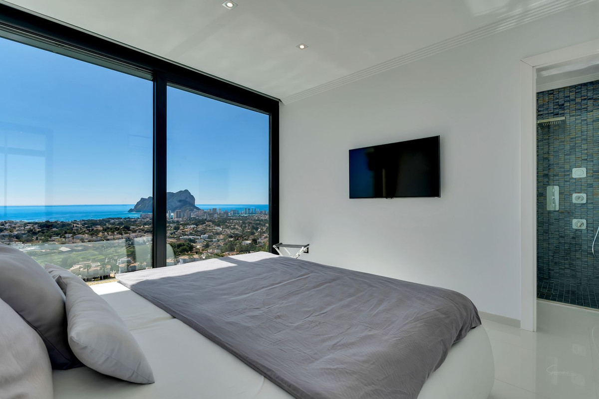 4 Bed Townhouse for sale in Calpe Costa Blanca, Alicante, Spain