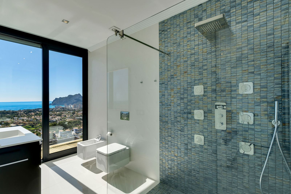 4 Bed Townhouse for sale in Calpe Costa Blanca, Alicante, Spain