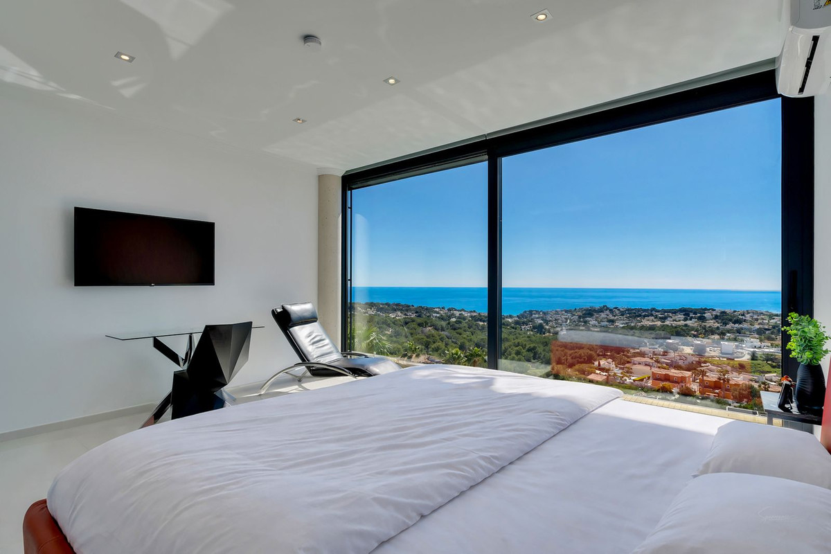 4 Bed Townhouse for sale in Calpe Costa Blanca, Alicante, Spain