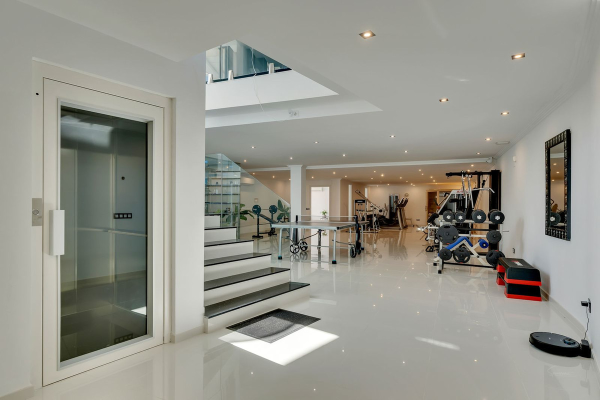 4 Bed Townhouse for sale in Calpe Costa Blanca, Alicante, Spain