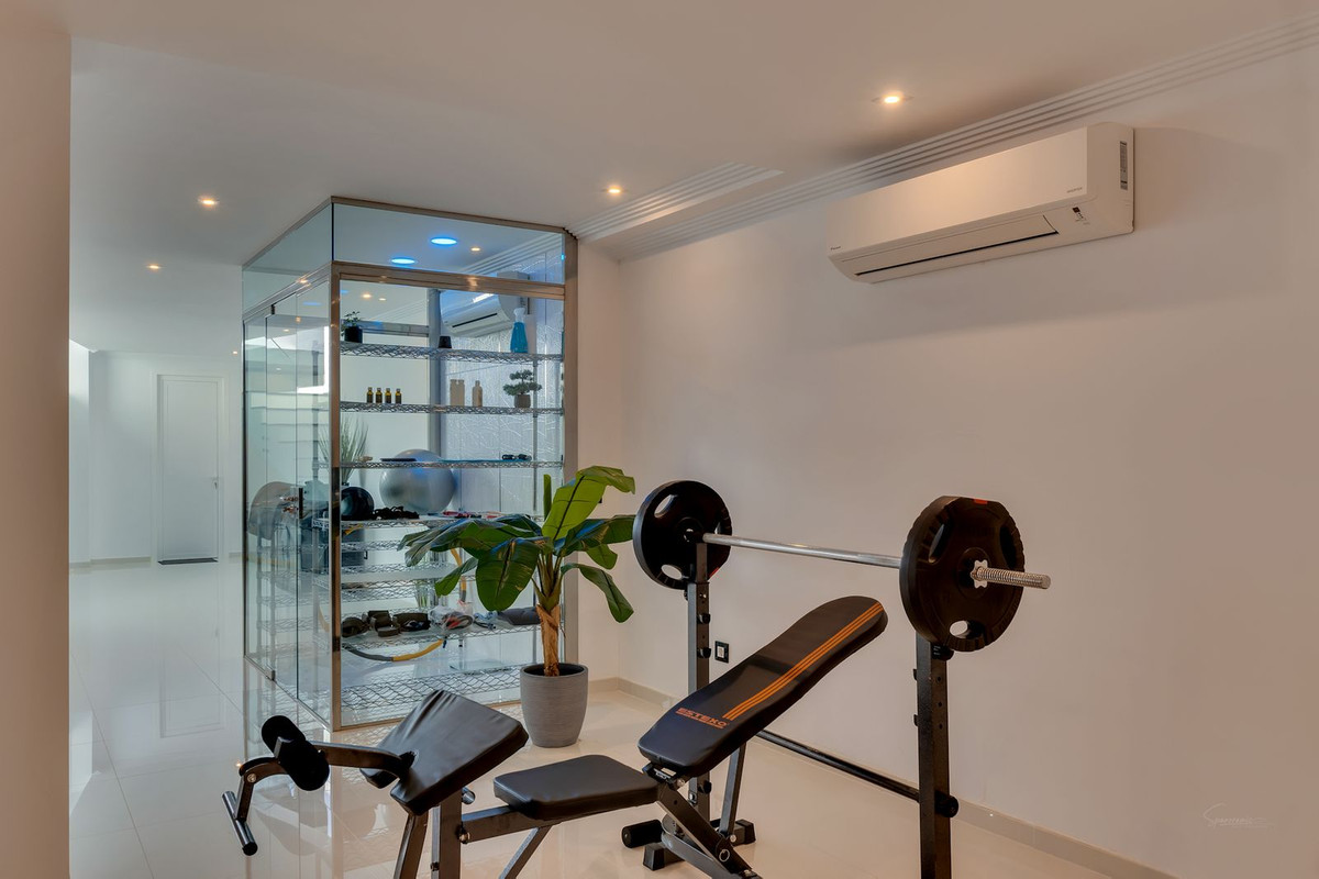 4 Bed Townhouse for sale in Calpe Costa Blanca, Alicante, Spain