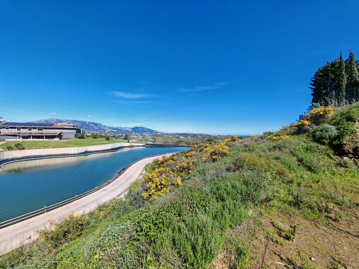 Se vende Terreno Rustico  en Costa Del Sol, Málaga, España