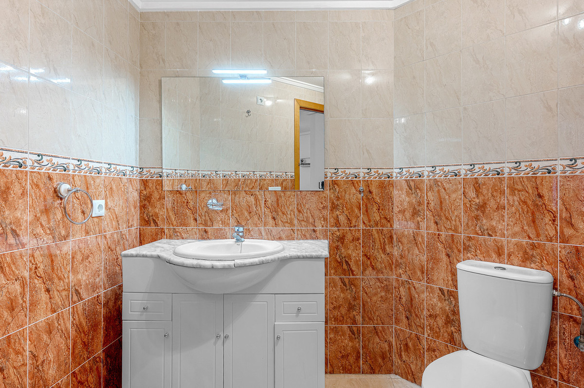 Se vende Apartamento Planta Media de 3 dormitorios en Costa Blanca, Alicante, España