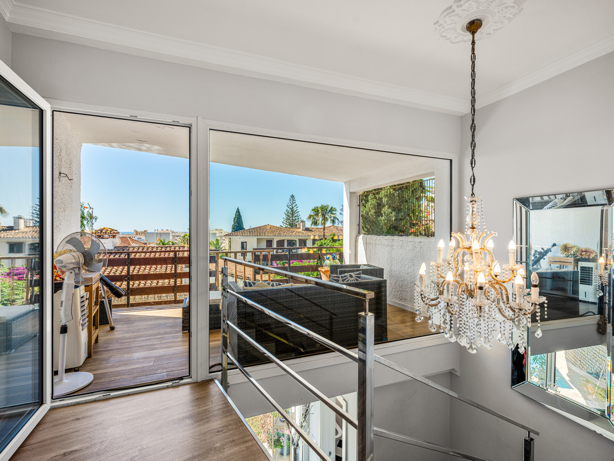 3 Bed Townhouse for sale in Marbella Costa Del Sol, Málaga, Spain