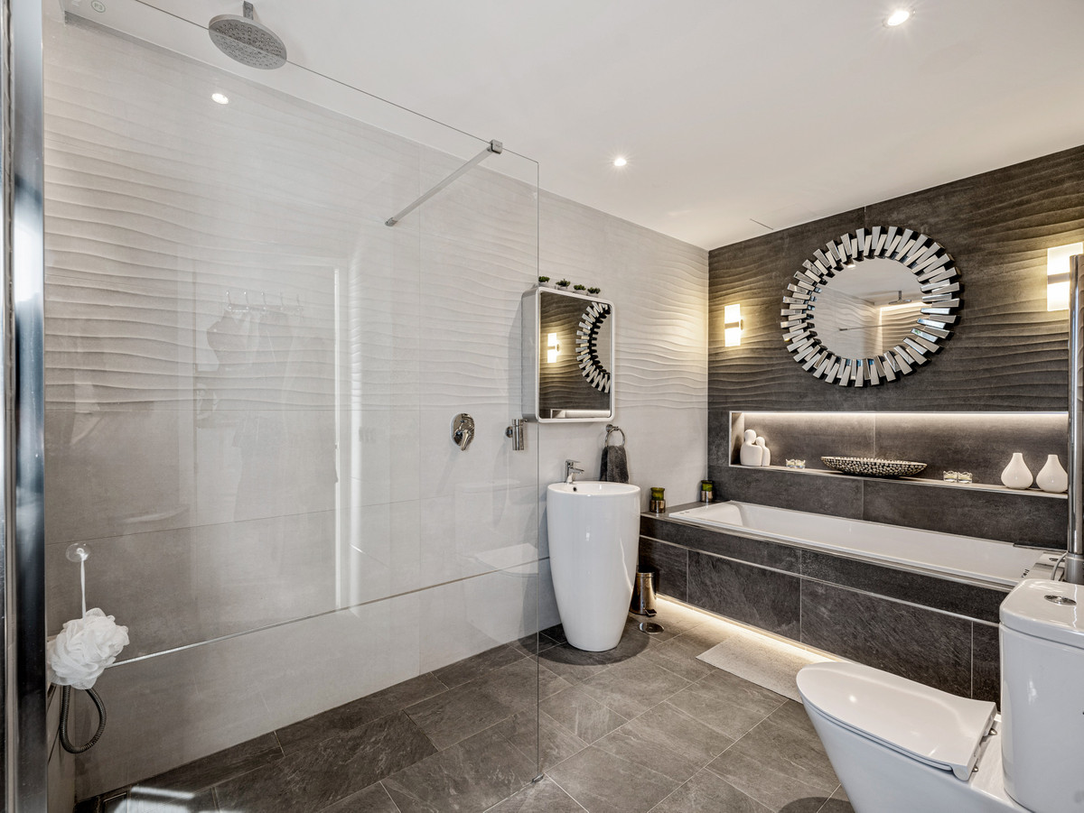 3 Bed Townhouse for sale in Marbella Costa Del Sol, Málaga, Spain
