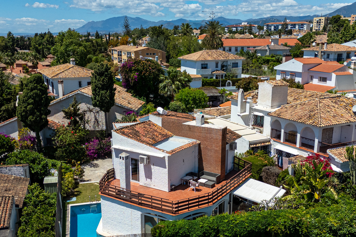 3 Bed Townhouse for sale in Marbella Costa Del Sol, Málaga, Spain